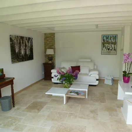 Le Clos Des Cordeliers 3*