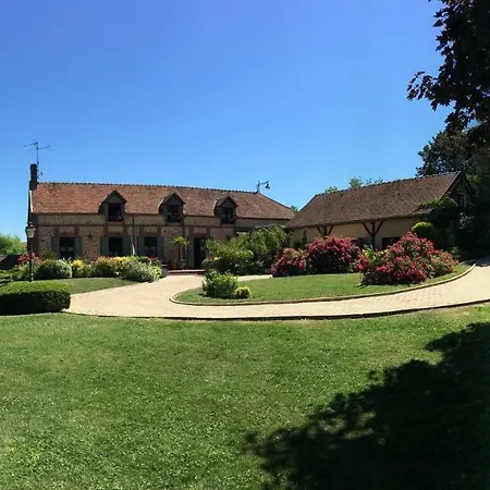 Le Clos Des Cordeliers Bed & Breakfast Sézanne